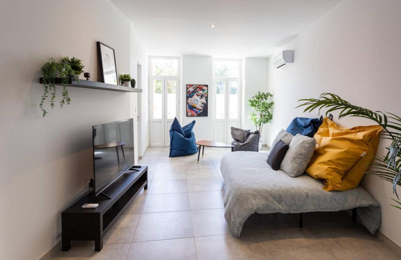 Maxbnb - Climatise - Grand Studio 37M2 & Terrasse 30M2 - Est Тулон Екстериор снимка