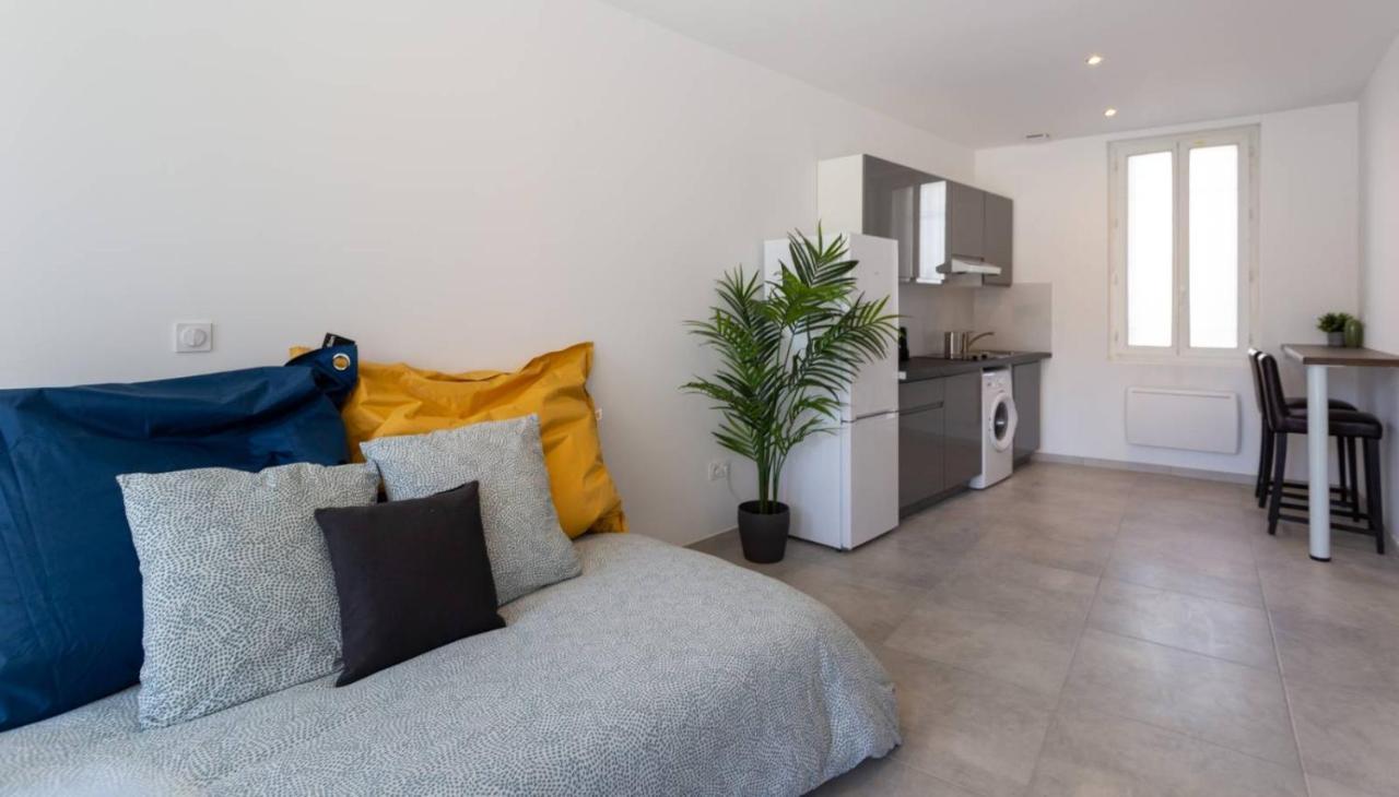 Maxbnb - Climatise - Grand Studio 37M2 & Terrasse 30M2 - Est Тулон Екстериор снимка